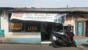 Lokasi-jasa-permak-baju-lebaran-di-Jalan-Tugu-Raya-Kelapa-Dua.jpg