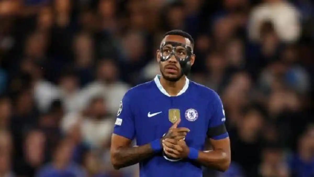 Pemain Chelsea Pierre Emerick Aubameyang Punya Sepatu Mewah Berlapis Kristal
