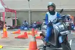 Uji-Skill-Pelajar-SMK-Binaan-Honda-Jateng-Jelang-Astra-Honda-Safety-Ridingfds123541234.jpg
