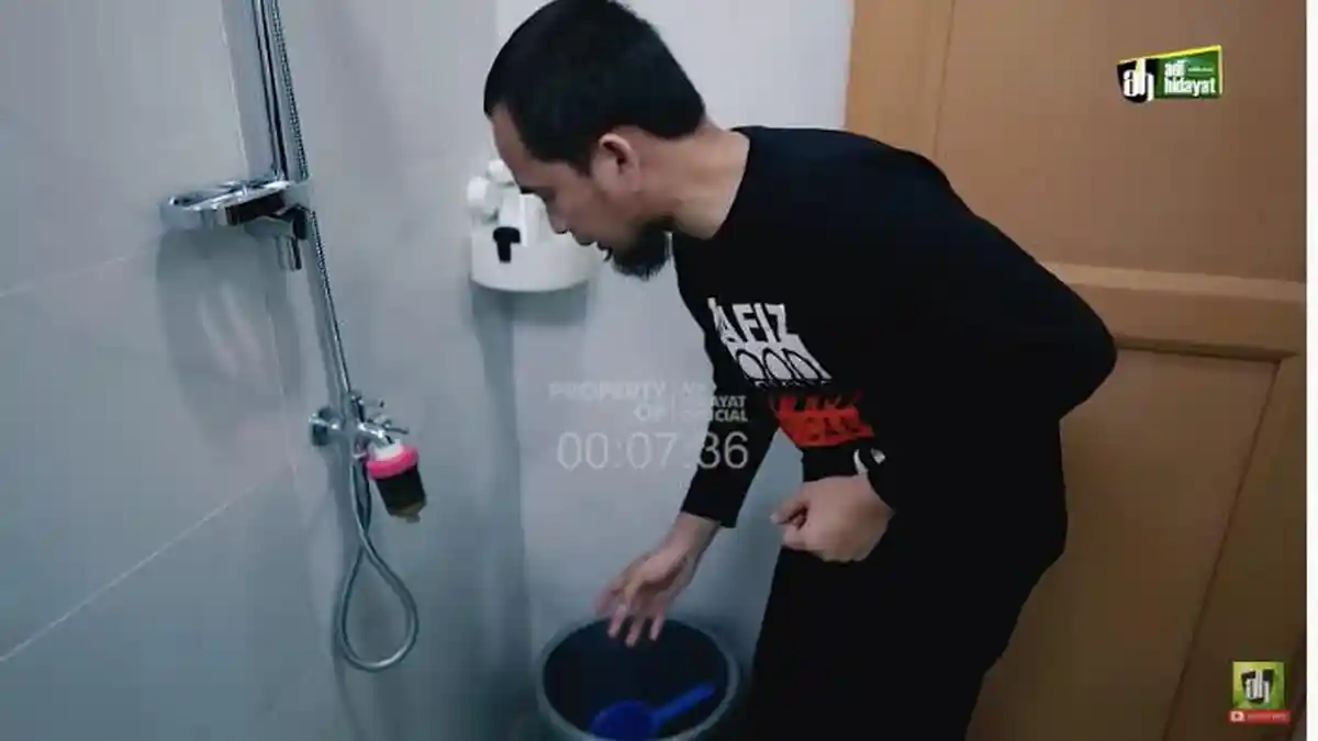 Tata Cara, Niat Mandi Wajib atau Mandi Junub dan Video Penjelasan Ustadz Adi Hidayat