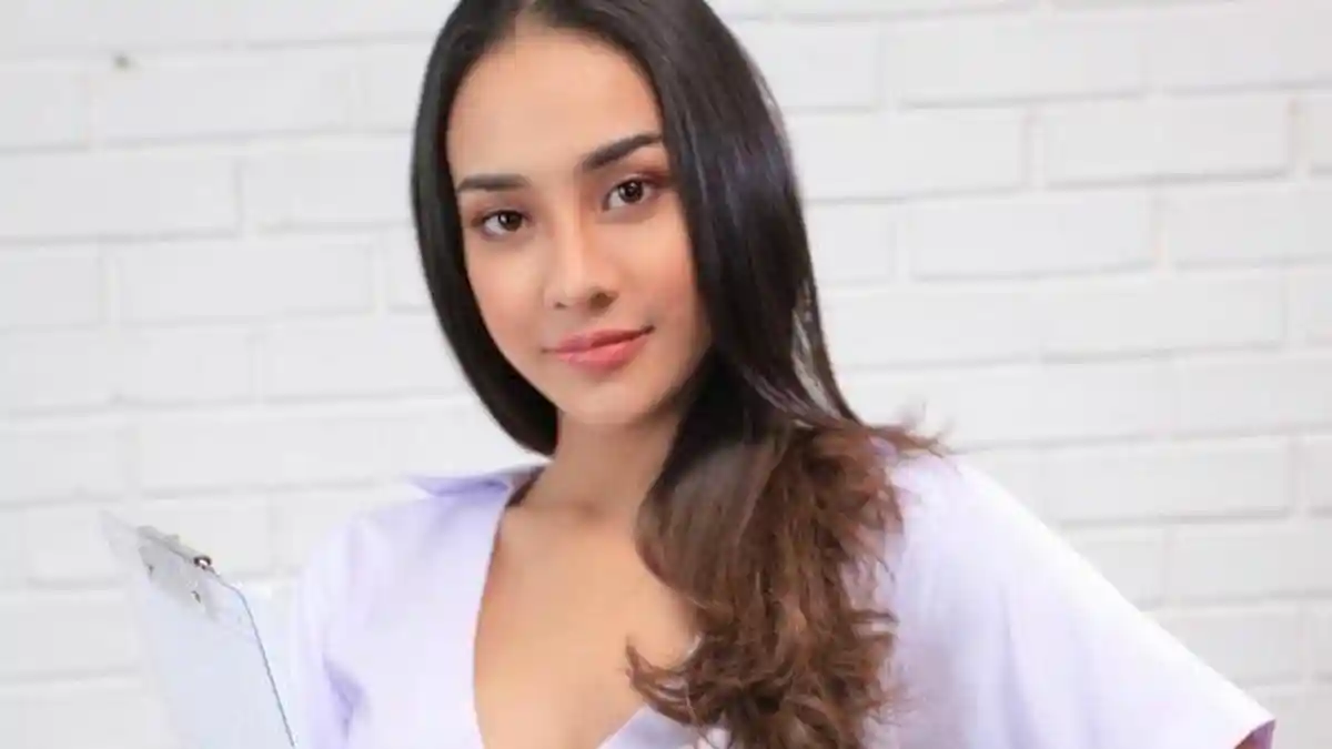 Anya Geraldine Bikin Netizen Gagal Fokus, Gegara Unggahan Baru Foto Polos di Atas Kasur