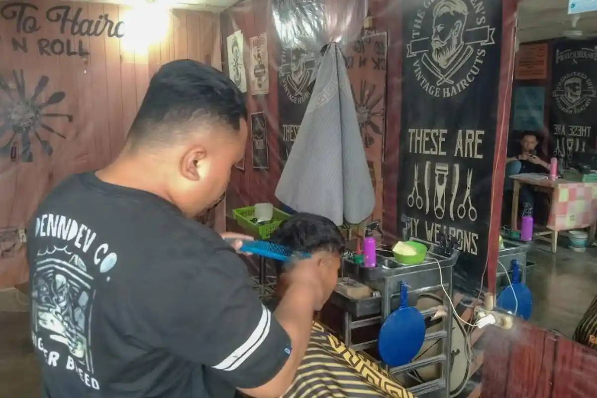 Perjalanan Hidup Arif Karim jadi Tukang Cukur di Gorontalo