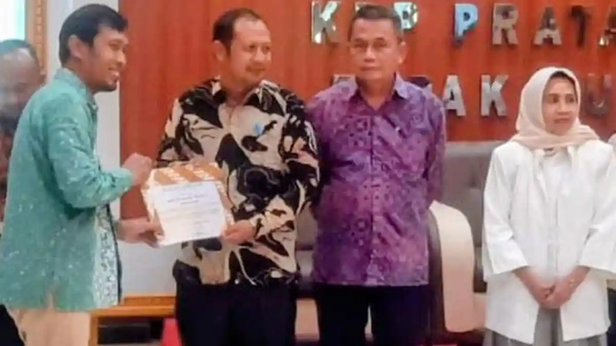 Patuh Bayar Pajak, RSUD-TP Abdya Terima Piagam Apresiasi dari KPP Pratama Tapaktuan 