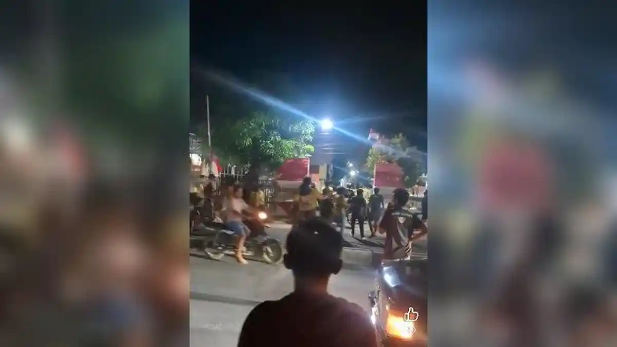 Arak-arakan Hari Kemerdekaan, Bentrokan Warga Antarblok Terjadi di Desa Tambi Indramayu