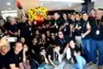 CEO KG Lilik Oetama Buka Pameran Lukisan Kargo Artventure