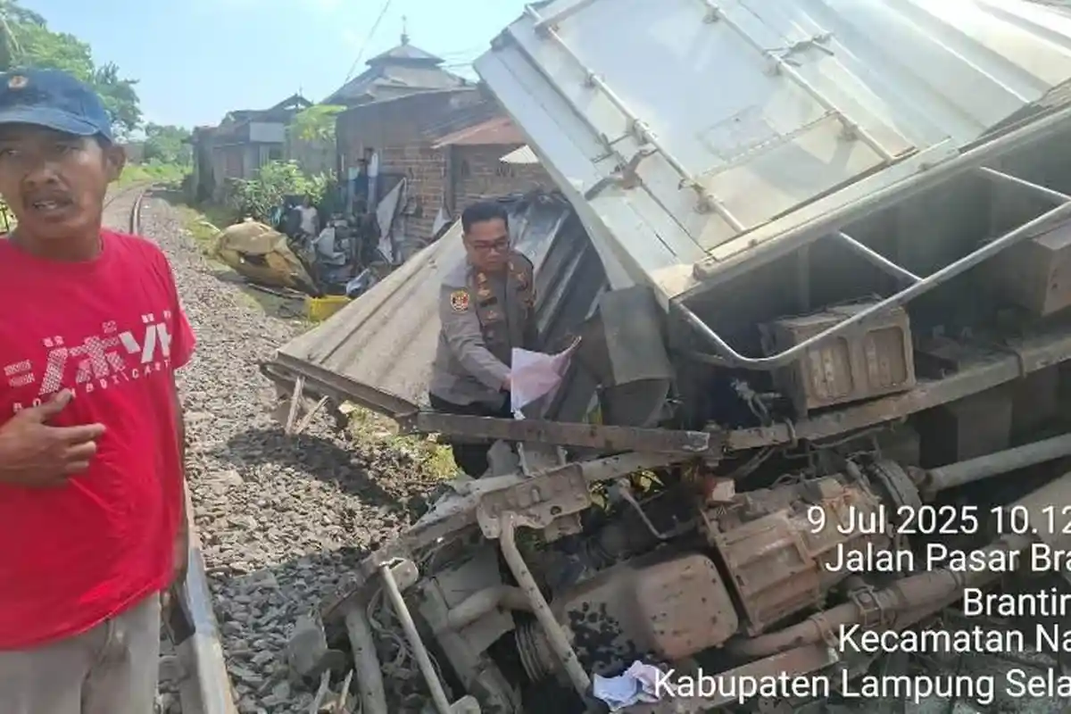 Camat Natar Berharap Perlintasan KA di Branti Raya Dibuatkan Palang Pintu Resmi