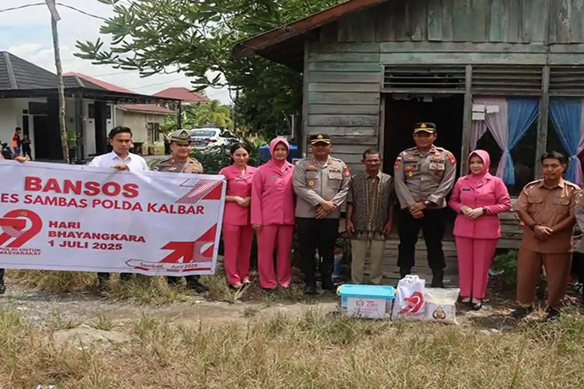 Polres Sambas Salurkan Bansos dan Silaturahmi, Peringati Hari Bhayangkara ke-79