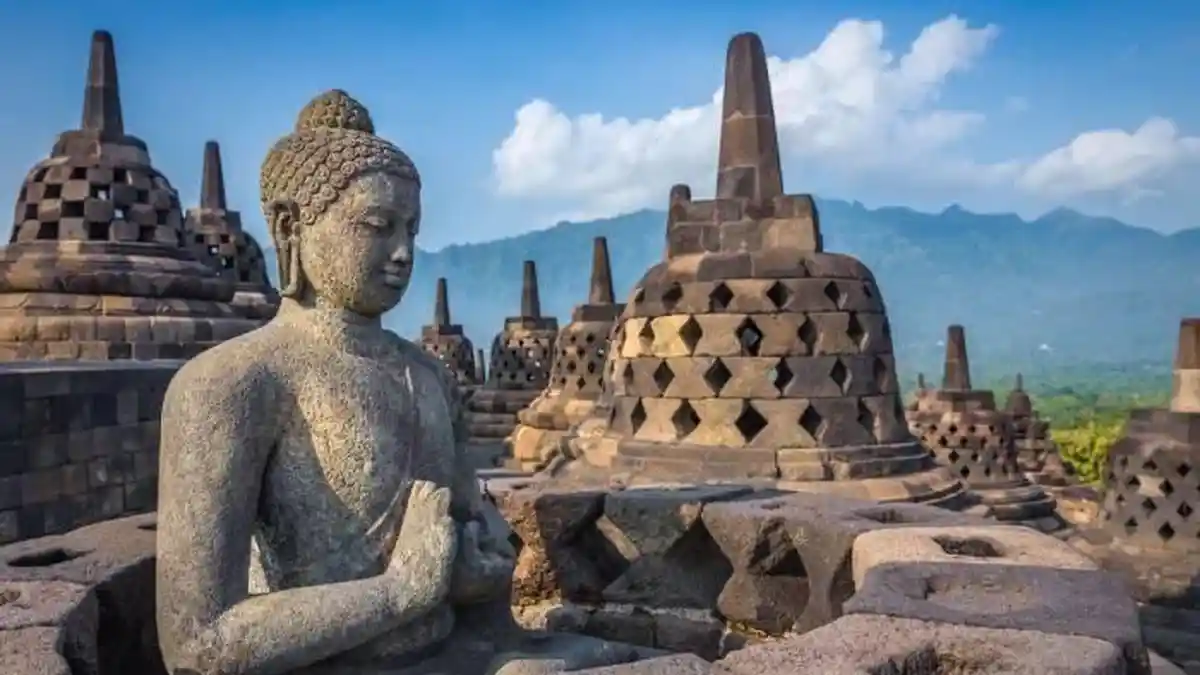 Pemerintah Batal Naikkan Harga Tiket Masuk Candi Borobudur