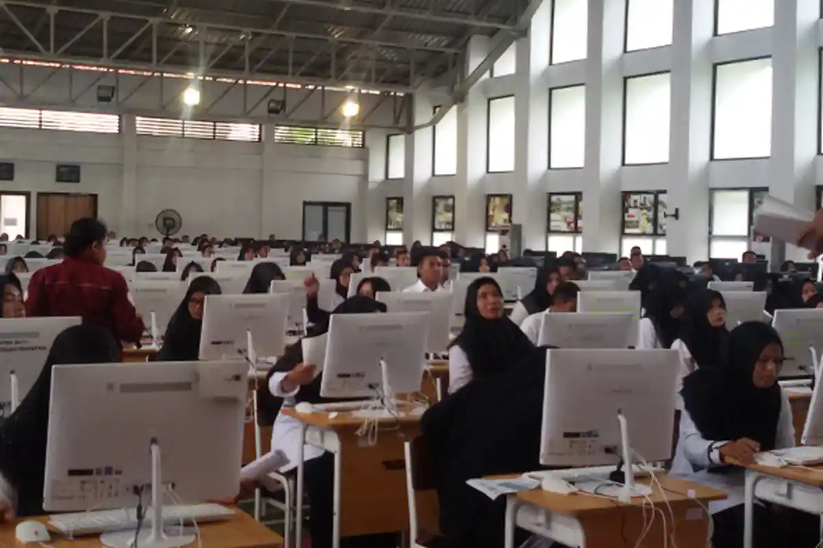 SOSOK Pelamar CPNS Cantik di Kuansing Riau Raih Nilai Tertinggi 420 Poin pada Hari Pertama CAT SKD