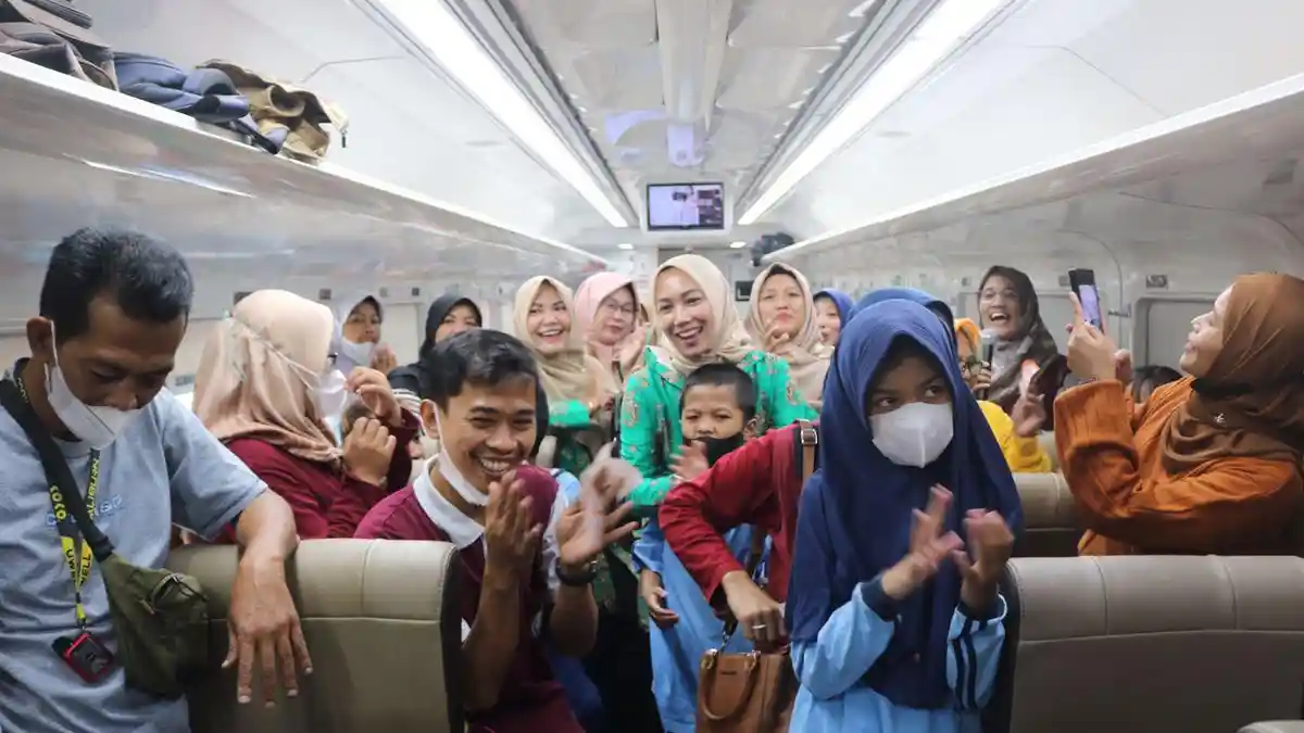 KAI Tawarkan Layanan Kereta Api Rombongan, Berikut Syarat dan Ketentuannya