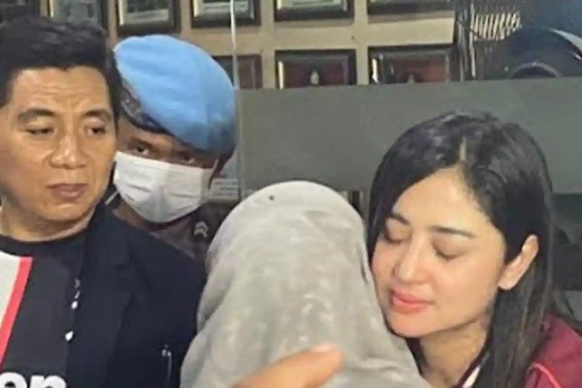 Laporan Polisi Belum Dicabut, Tetapi Dewi Perssik Sudah Memafkan Haters