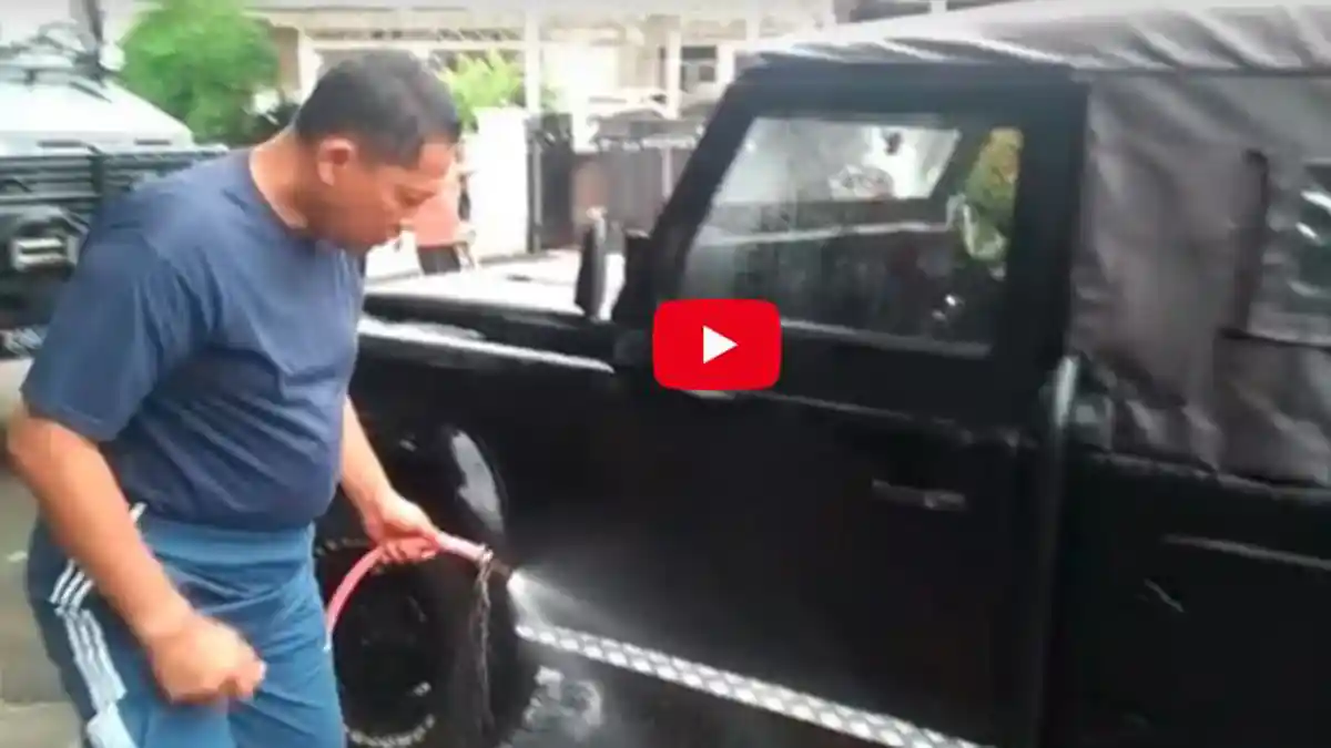 Cuci Mobil Kegiatan Mantan Kepala BNN Budi Waseso di Hari Pertama Pensiun