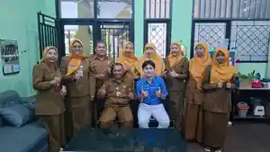ANAK-PEDAGANG-CILOK-Yongki-Putra-bersama.jpg
