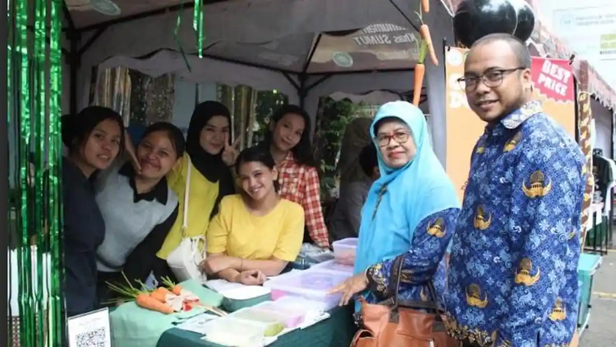 Mahasiswa Penmas FIP Unimed Gelar Bazaar Stecu untuk Tingkatkan Jiwa ...