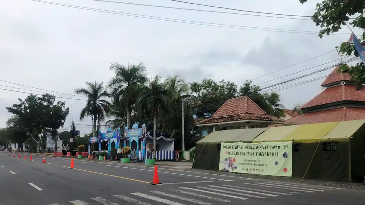 Aktivitas Kendaraan di Perbatasan Purworejo-Kulon Progo Terpantau Sepi