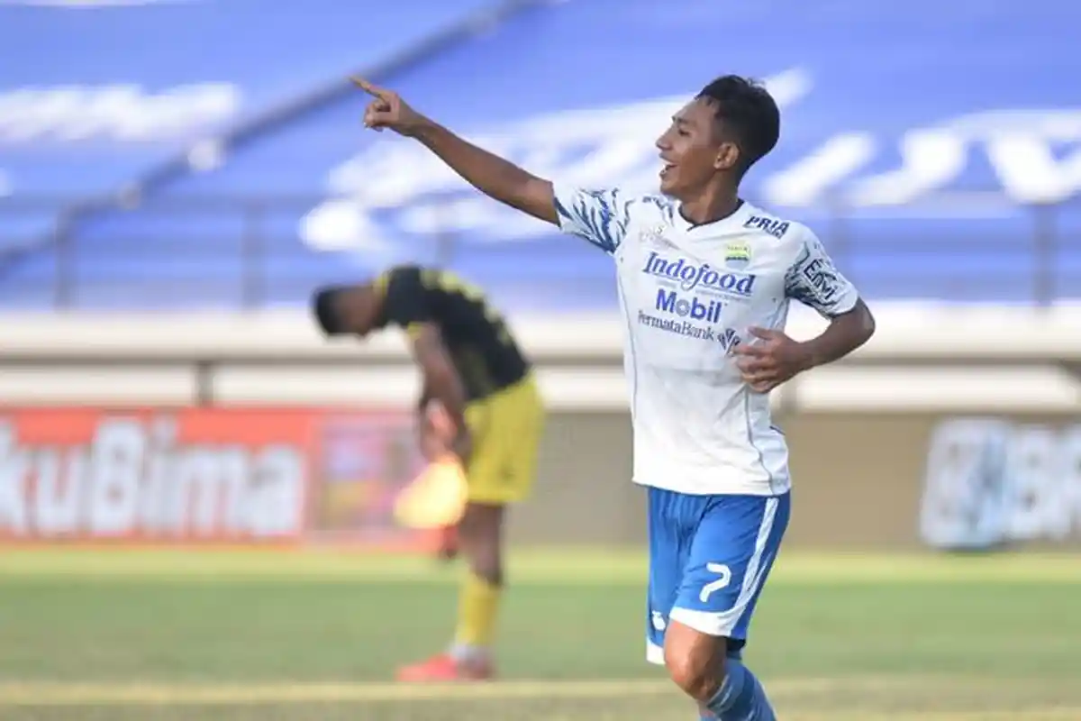 Persib Bandung vs Barito, Musim Lalu Laga Keduanya Jadi Sorotan, Persipura Merana, DDS Gagal Penalti
