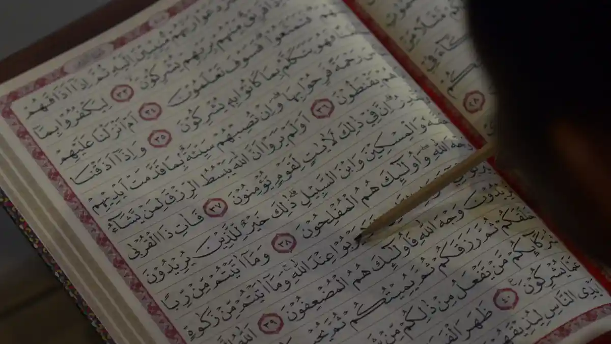 Tanda-tanda Lailatul Qadar, Berikut Doa dan Amalan yang Dianjurkan Rasulullah SAW