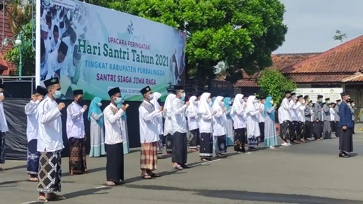 Bupati Tiwi Akan Percapat Vaksinasi untuk Santri Agar Purbalingga Segera Level 2