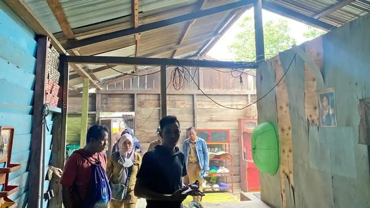 Rumah Warga Pisang Pisangan Berau Hancur Kena Puting Beliung, Disperkim Belum Bisa Beri Bantuan
