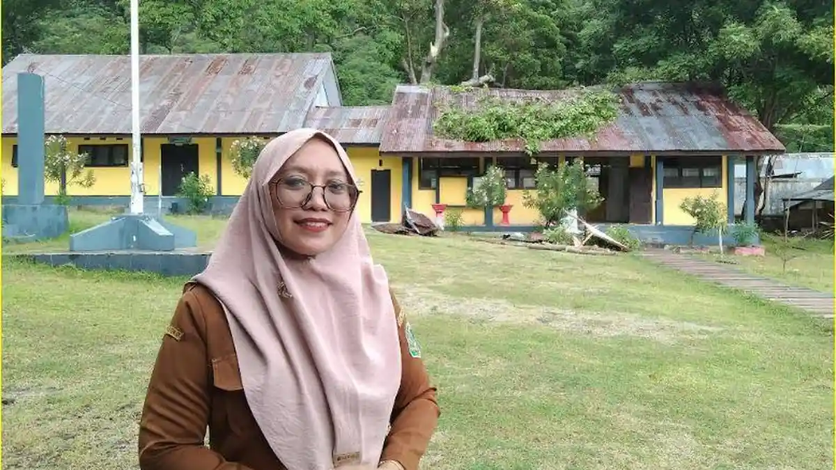 Ruang Guru Rusak Akibat Pohon Tumbang, Siswa SMPN 9 Leato Gorontalo Tidak Diliburkan