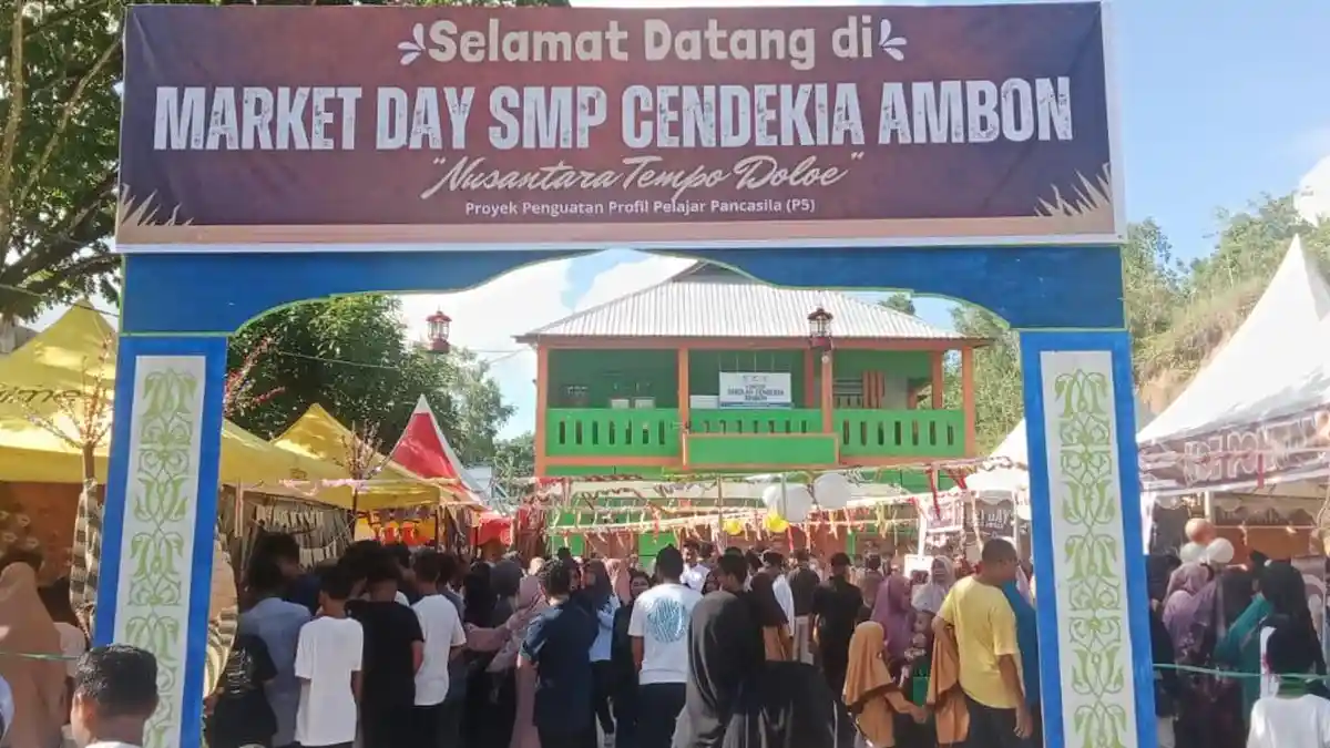 Market Day SMP Cendekia Ambon, Buka Jalan agar Siswa Belajar Berwirausaha