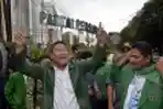 Pengurus PPP Kedua Kubu Terlibat Ketegangan di Luar Kantor DPP