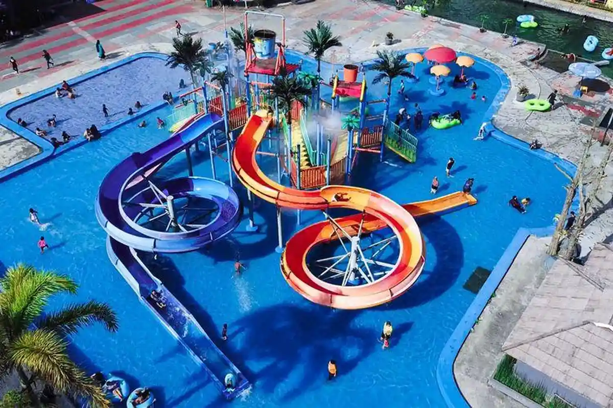 2 Pemandian di Garut yang Cocok Untuk Wisata Basah-basahan Bareng Keluarga