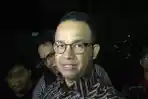 gubernur-dki-jakarta-anies-baswedan-di-rumah-duka-arswendo-atmowiloto.jpg