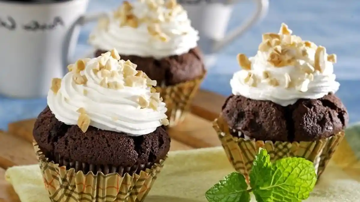 Cara Bikin Cupcake Cokelat Putih Telur Super Enak, Hadir dengan Tampilan yang Sangat Menarik