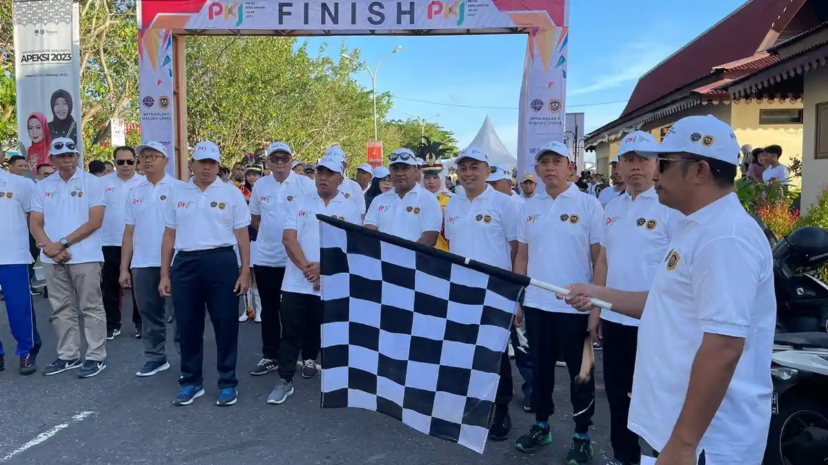 Lewat Jalan Sehat, BPTD Kelas II Maluku Utara Kampanyekan Pekan Keselamatan Jalan 2023