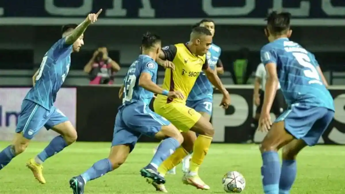 Persib Bandung Doyan Pemain Persikabo 1973? 3 Pemain Diincar, 1 Deal, 1 Kabarnya Gagal, Ini Lisnya