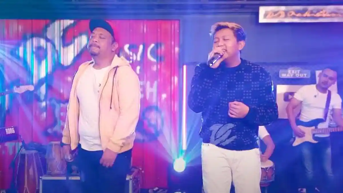 Arti Lirik 'Ojo Dibandingke' Denny Caknan feat Abah Lala, Lagu Romantis Jawa Koplo Trending YouTube