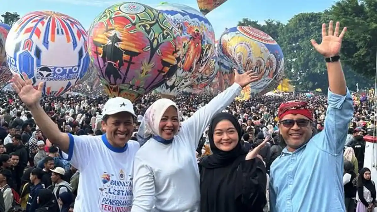 Bupati Wonosobo Tegaskan Komitmen Lestarikan Tradisi Balon Udara Secara Aman dan Tertib