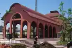 tampak-luar-museum-olahraga-surabaya.jpg