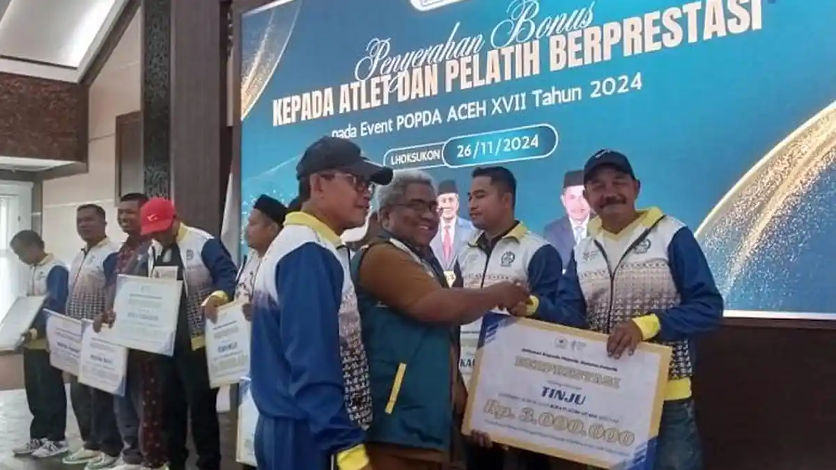 Atlet Aceh Utara Peraih Medali di Popda Aceh Terima Bonus dari Pj Bupati