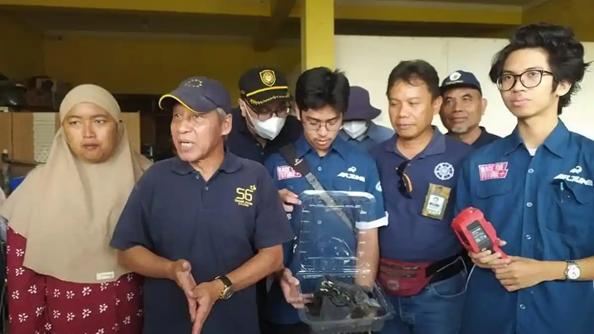Para Pakar UGM Saksikan Langsung Api Menyala Sendiri di Rumah Seyegan, Pemicu Diduga Gas Hidrogen