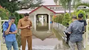 dikepung-banjir.jpg