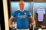 Zinedine-Zidane-diincar-Chelsea-tapi-digadang-suksesor-di-Timnas-Prancis.jpg