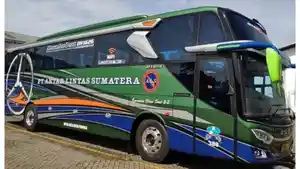 lahirnya-bus-als.jpg