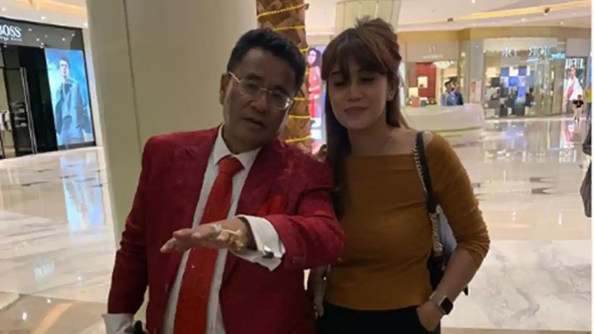 Pegang 390 Bukti Screenshoot, Sosok Ini Berani Laporkan Hotman Paris Kasus Perzinaan