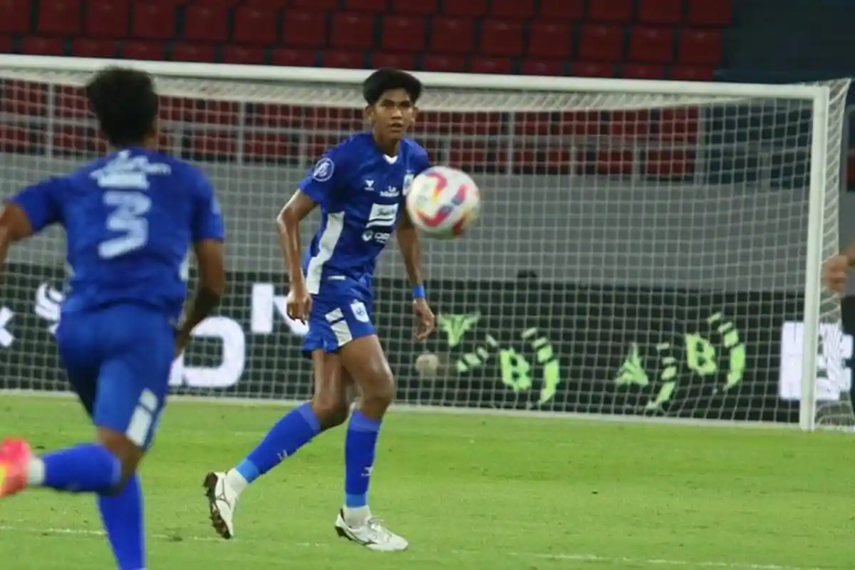 Kampung Halaman Jauh dari Semarang, Ini yang Dirindukan Bek Potensial PSIS Rahmat Syawal