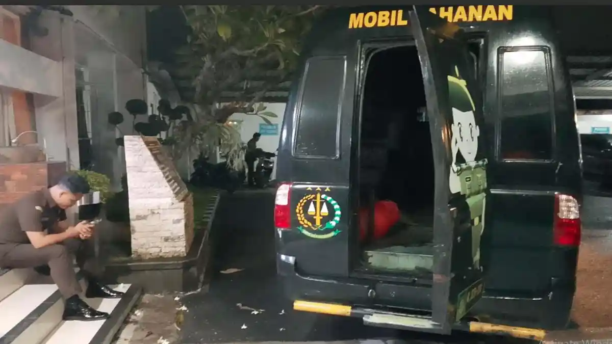 BREAKING NEWS : Wakil Ketua DPRD Jember Jadi Tersangka Kasus Korupsi Dana Konsumsi Sosperda