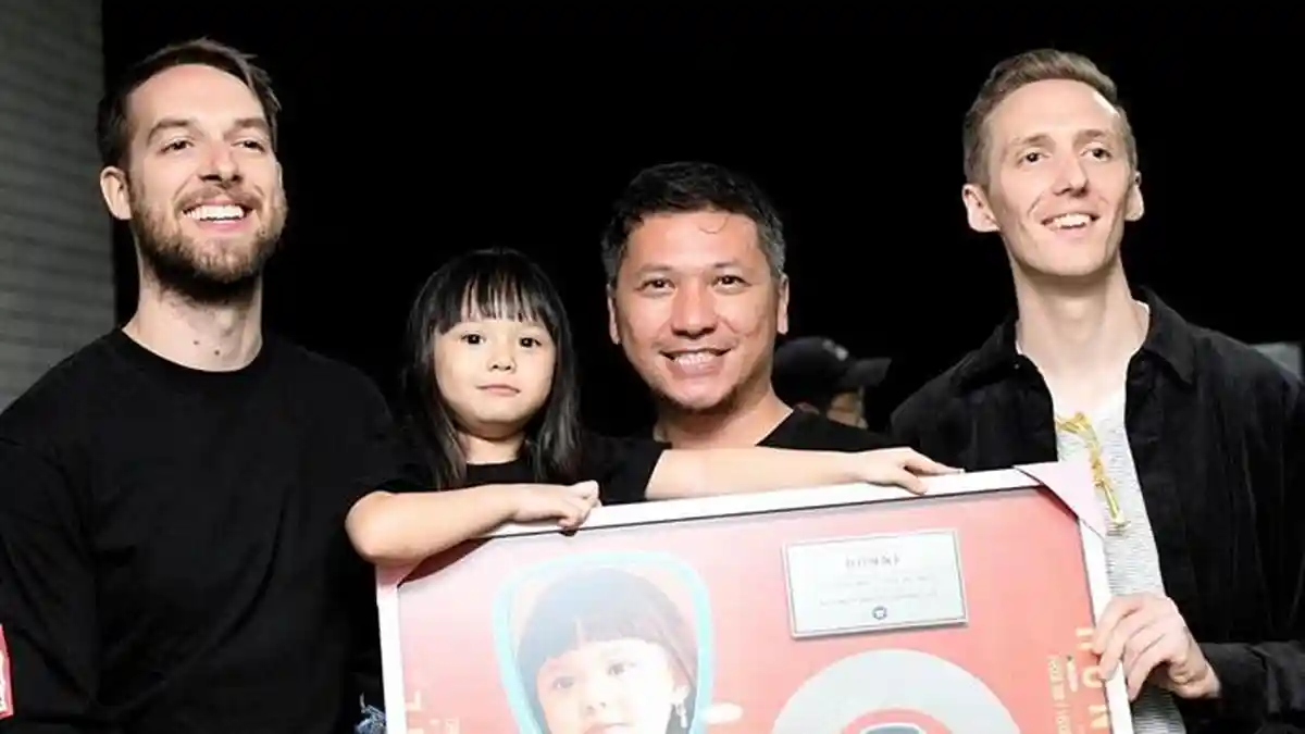 Siap-Siap! Honne Sapa Penggemarnya Lagi di Indonesia Bulan Depan, Gempi Bakal Diajak Lagi
