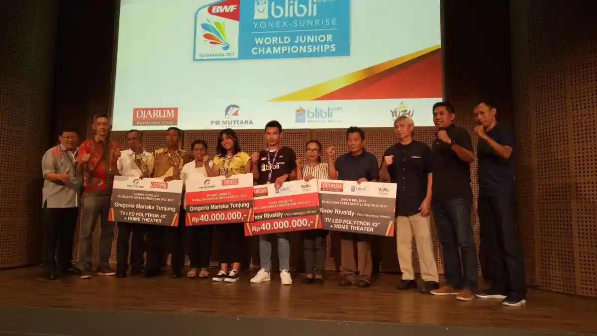 Juara WJC 2017 Terima Bonus dari PB Djarum dan PB Mutiara Cardinal