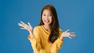 Ilustrasi-ramalan-zodiak-perempuan-tersenyum-bahagia-1.jpg