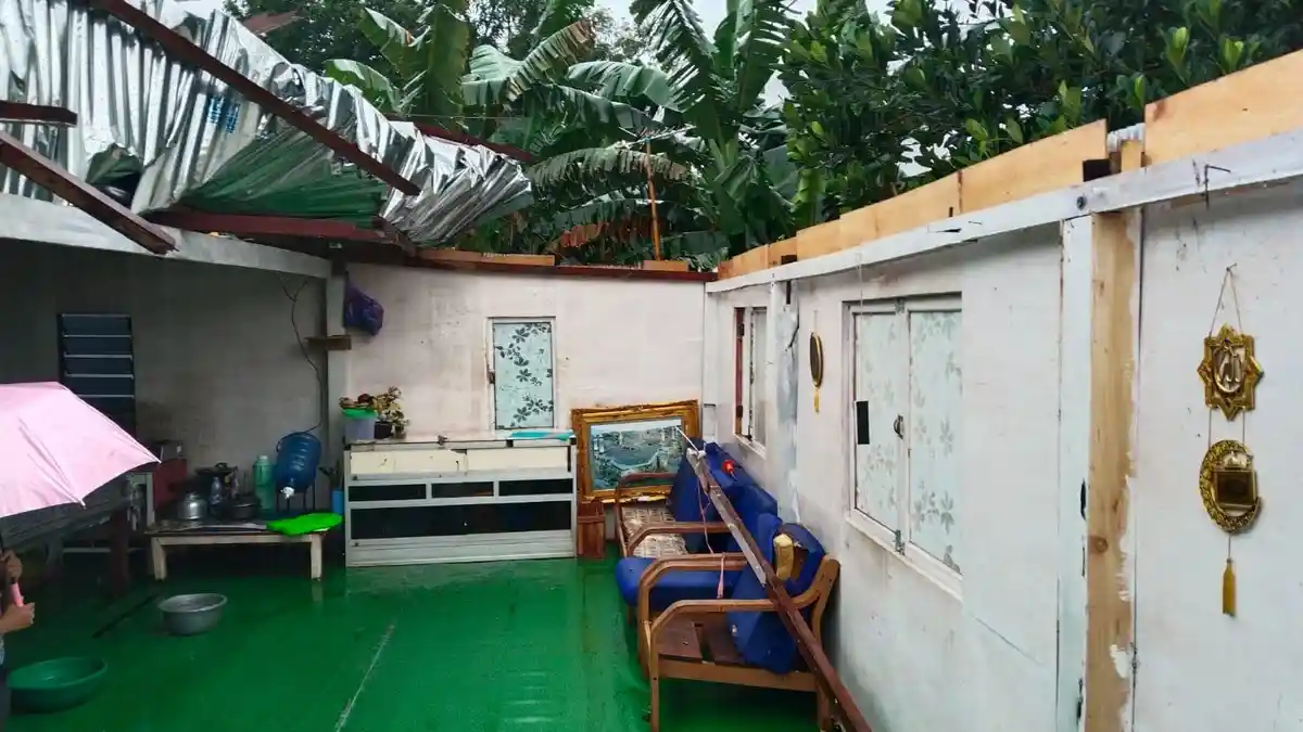 Enam Rumah di Turikale Maros Rusak Diterjang Angin Kencang, Korban Mengungsi