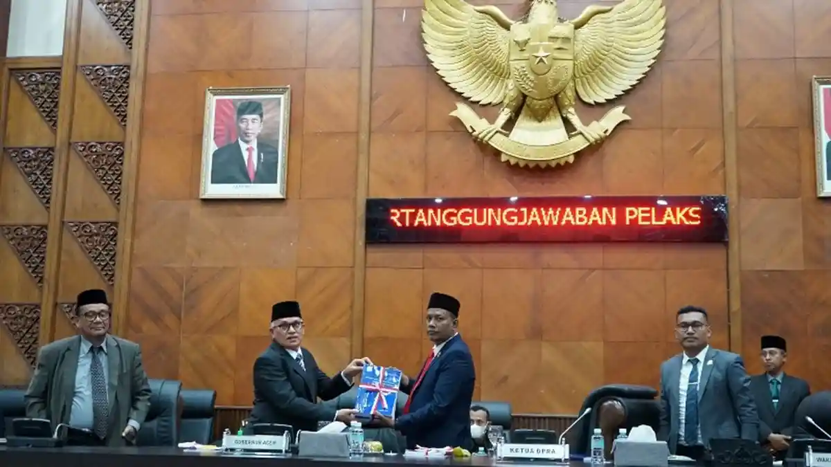 Gubernur Sampaikan Penjelasan Pelaksanaan APBA 2021 kepada DPRA, Ini Isinya