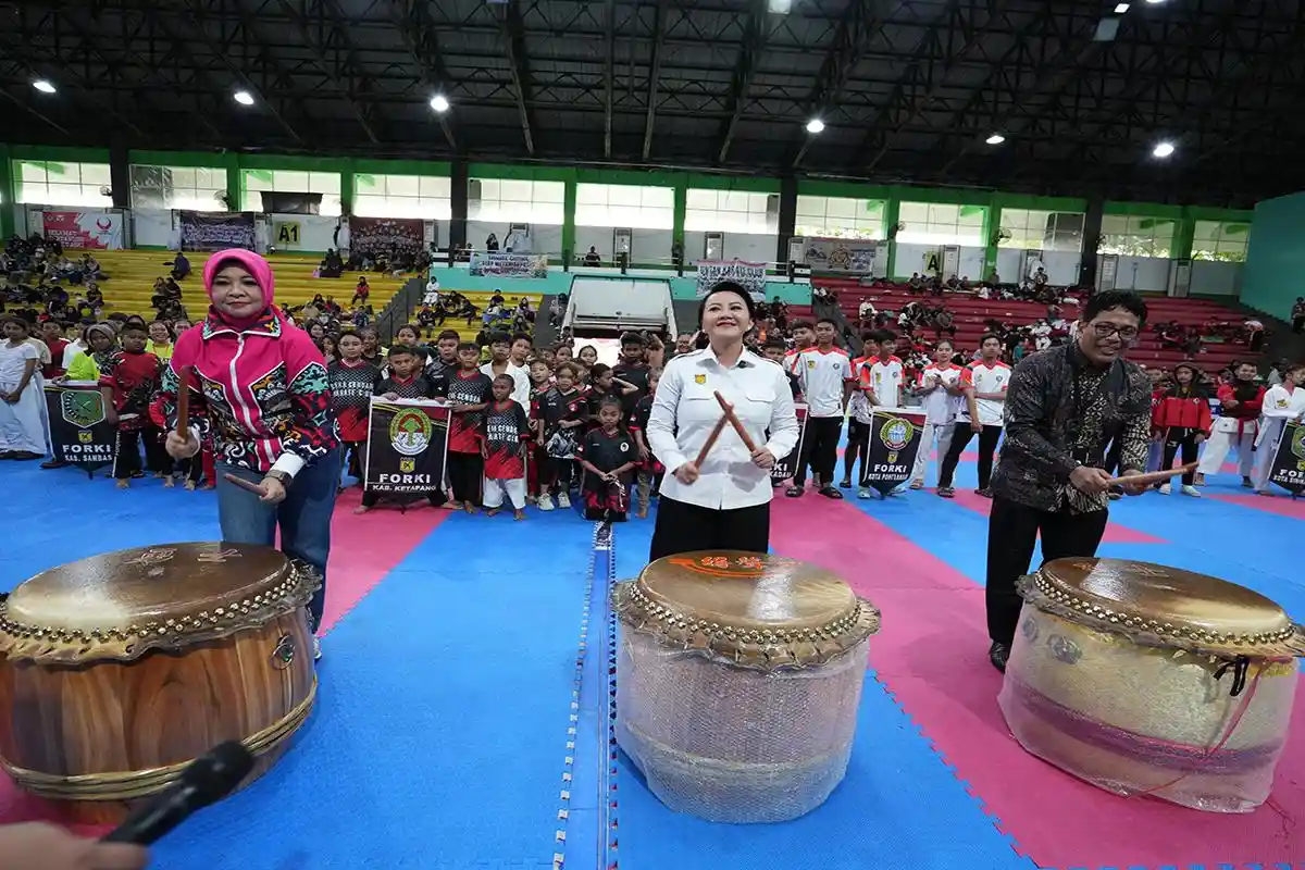 Bupati Karolin Buka Open Karate Championship Kalbar 2025