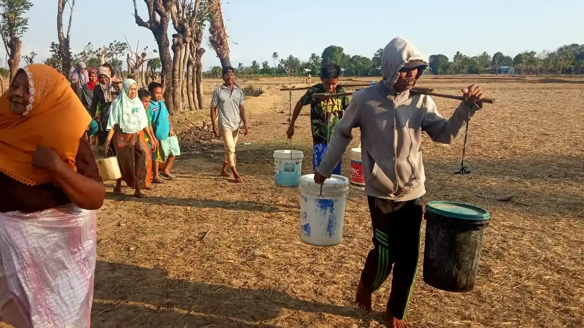 Sumber Air Bersih Semakin Jauh Mulai Dirasakan Warga Bontomanai Takalar