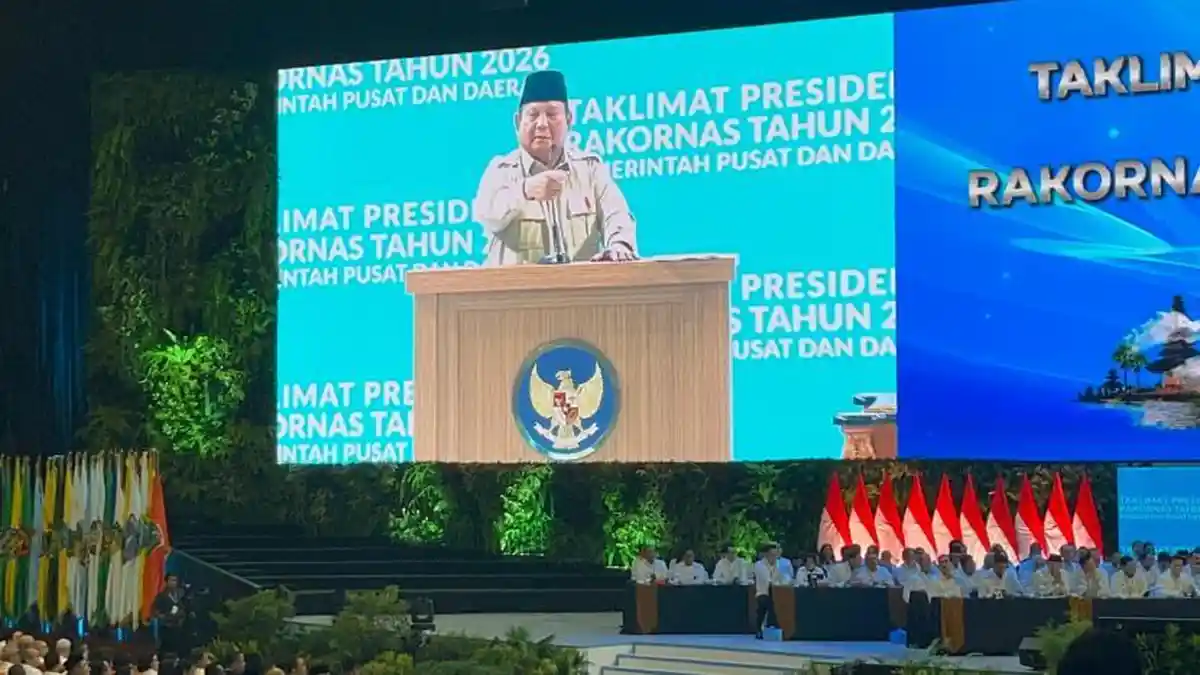Presiden Prabowo Minta Semua Rumah Beratapkan Genteng, "Seng Itu Panas"